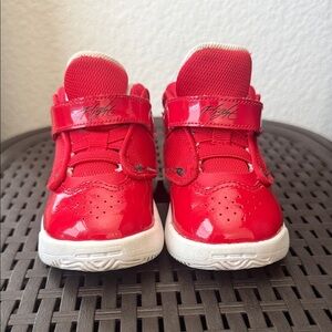 Jordan Max Aura 4 Flight Toddler Varsity Red Sneaker